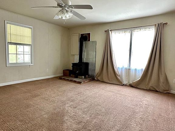 5th image of 114 Fritters Ln