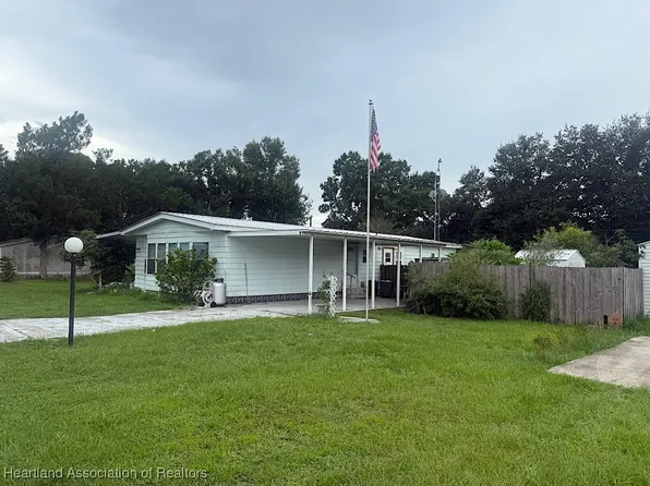 1057 Sparrow Rd, Wauchula, FL 33873