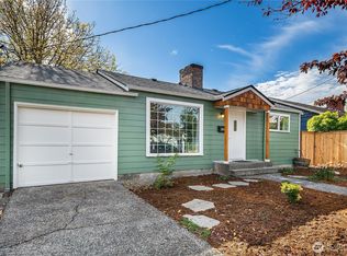 3947 S Warsaw St, Seattle, WA 98118