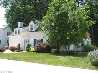 70 Lake Edge Dr, Euclid, OH 44123