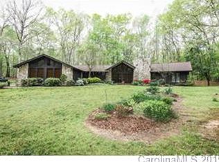 7000 Thames Ct, Matthews, NC 28104