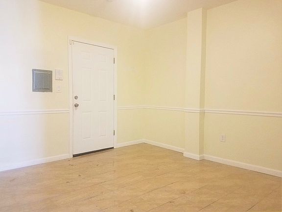 4th image of 1138 Flatbush Ave