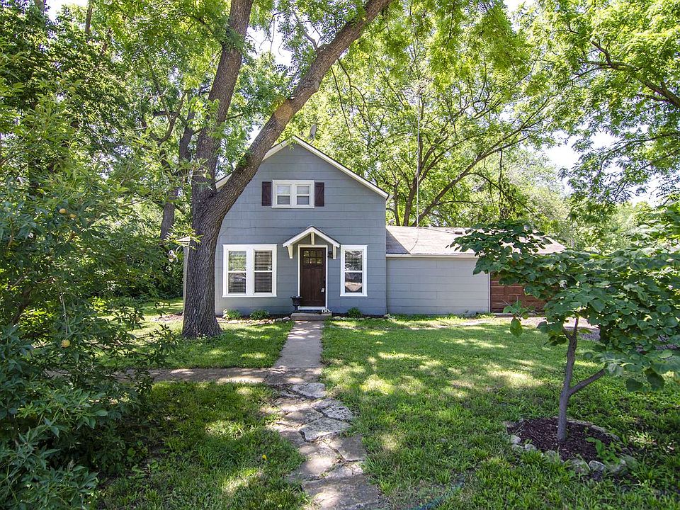 1st image of 2997 Keats Ave