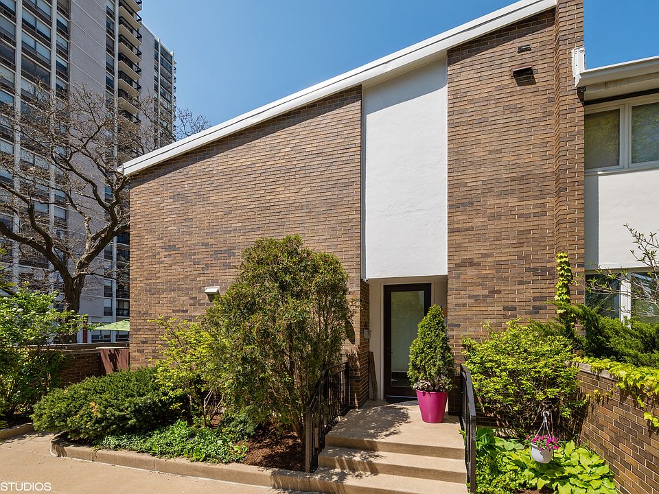 1st image of 74 W Schiller St #74