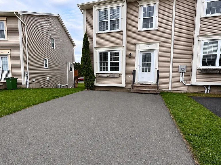 148 Transom Dr — Photo 2