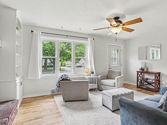 3rd image of 3304 Michael Ave