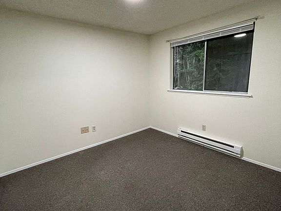 4th image of 4154 Kimberly Way APT A