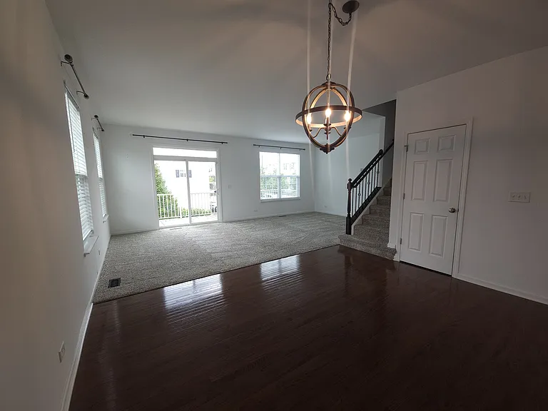 95 Valencia Pkwy — Photo 60