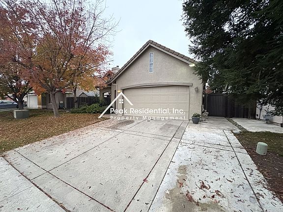 3rd image of 3648 Poppy Hill Way