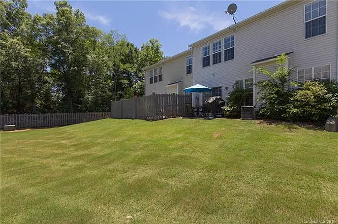 12415 Crowley Ct — Photo 13