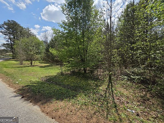 3rd image of 4563 Ruby Rd