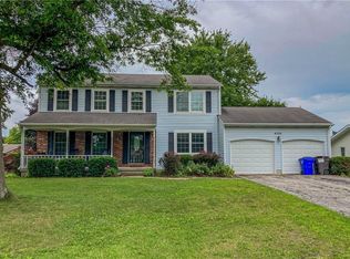 4595 Cresthaven Ln, Decatur, IL 62526