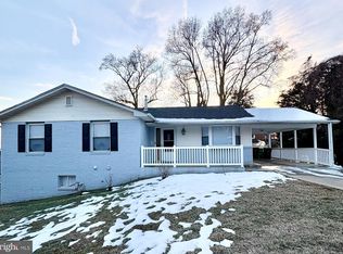 7903 Hart Rd, Fort Washington, MD 20744