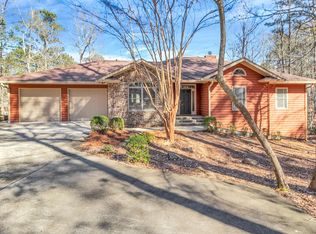 100 Lunker Ct, Dadeville, AL 36853