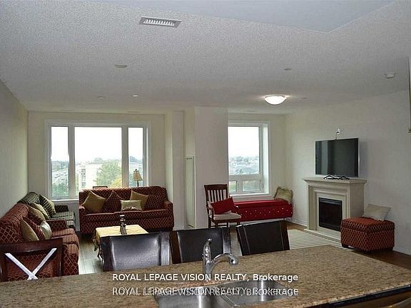 4th image of 7400 Markham Rd #605