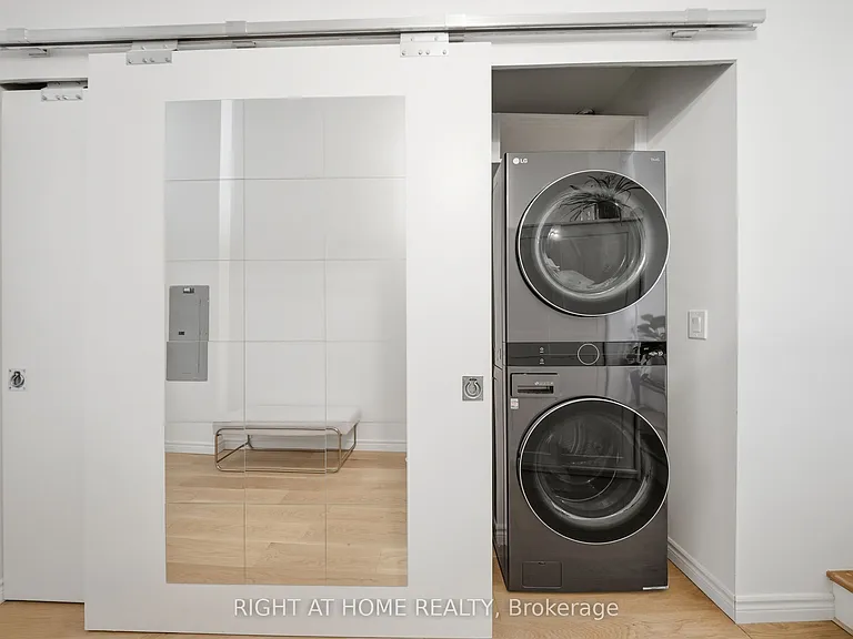 155 Dalhousie St #1011 — Photo 4