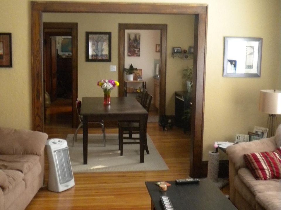 1st image of 3757 Harriet Ave APT 1