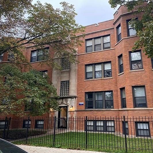 1st image of 2852 W Rosemont Ave #28562