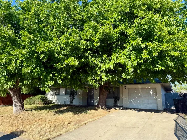 6917 Briggs Dr, Sacramento, CA 95828