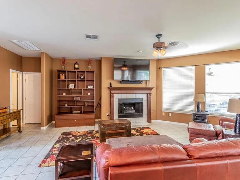 1100 Antelope Rdg — Photo 5