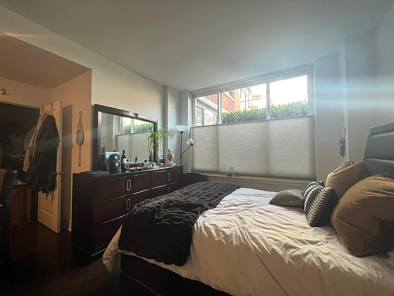 1100 Maxwell Ln #424 — Photo 5