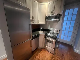 Rented by Nest Seekers International