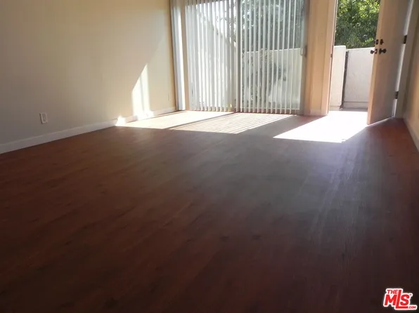 879 Coriander Dr, Torrance, CA 90502