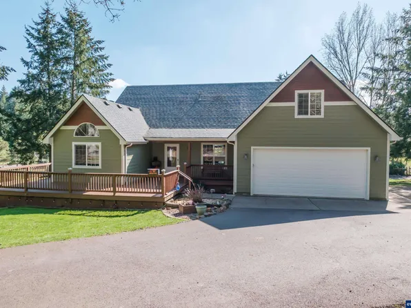 38641 Knighten Ln, Lebanon, OR 97355