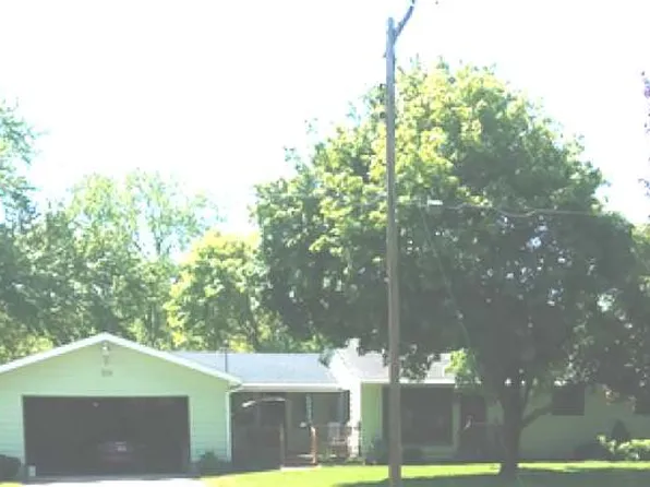 226 S Eight Mile Rd, Midland, MI 48640
