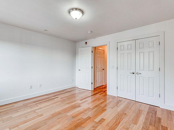 5th image of 4122 Haverford Ave