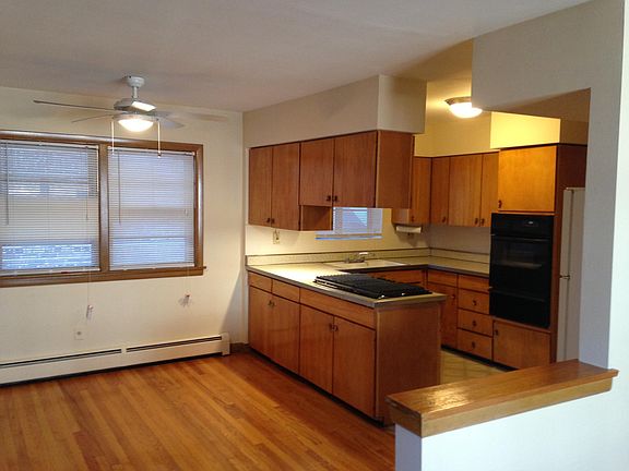 2nd image of 2101 Oak Park Ave APT 2E