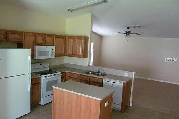 37150 Highland Bluff Cir — Photo 36