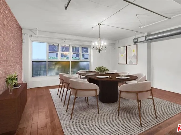 510 S Hewitt St #102 — Photo 24