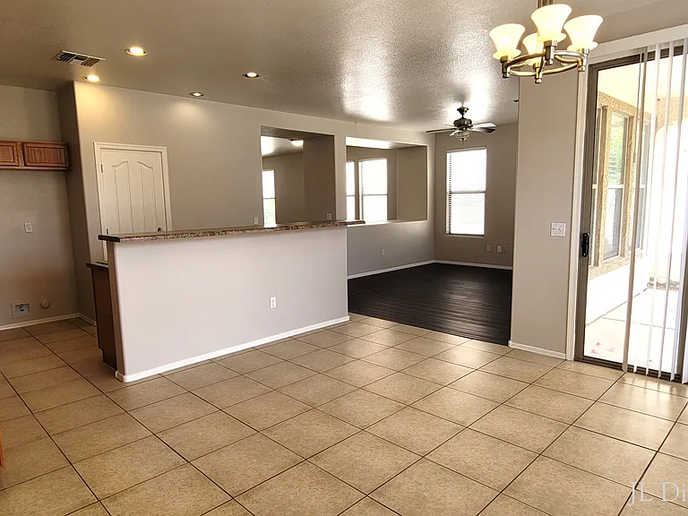 6895 S Amethyst Dr — Photo 9