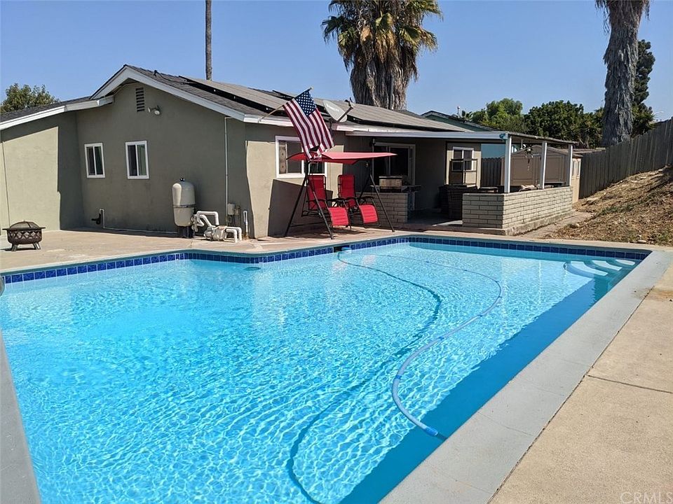 2nd image of 7931 Skyline Dr
