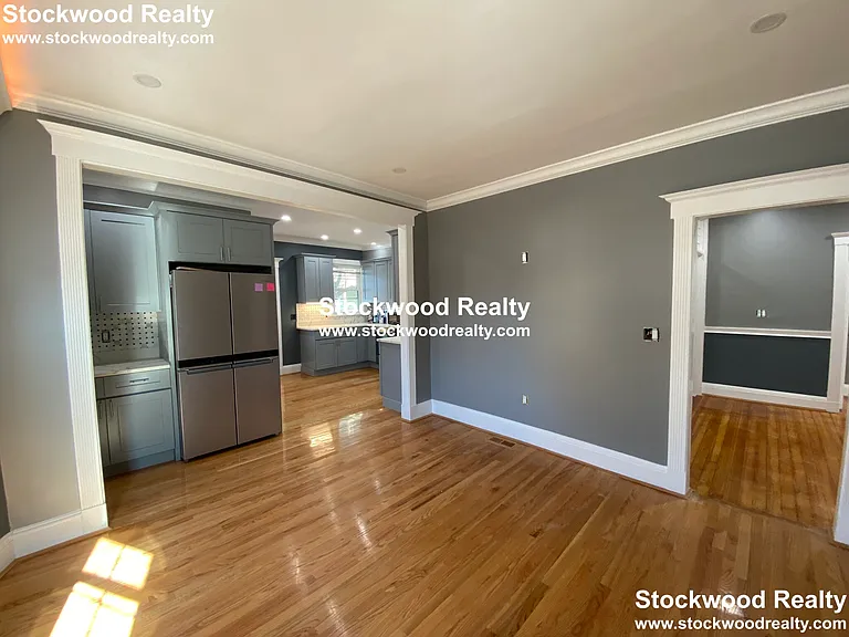 25 Hinckley St #3 — Photo 13