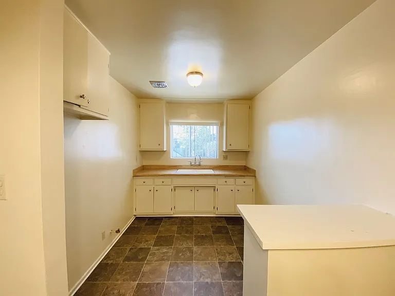5305 Packard Street — Photo 14