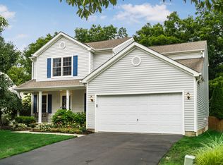 118 Sapphire Ice Dr, Delaware, OH 43015