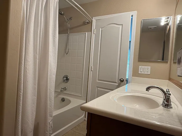 4533 S 236th Dr — Photo 12