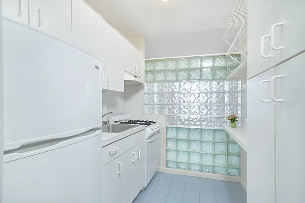 Sold by Keller Williams NYC | media 21