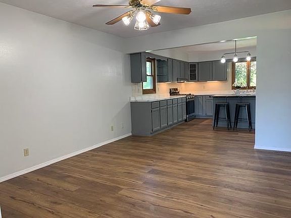 5th image of 108 Liverpool Dr SE
