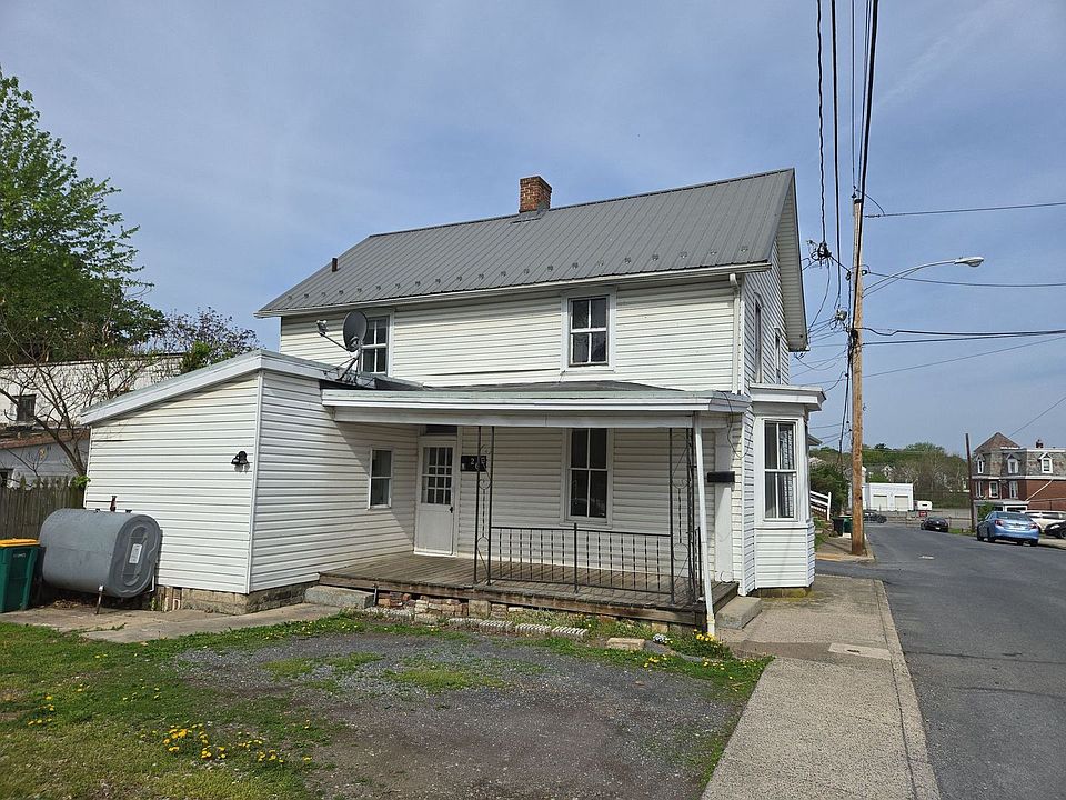 2nd image of 26 Hazel St