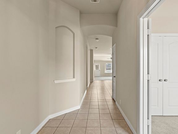 4th image of 4828 Lemon Grove Dr