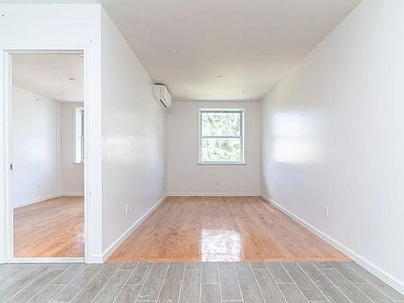 3rd image of 521 45th St #2A
