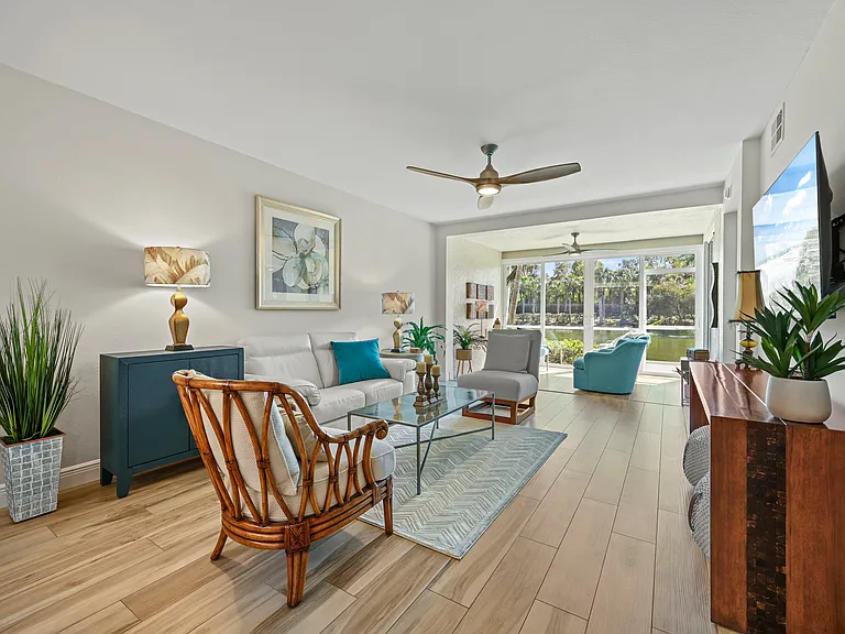 10911 Santa Margherita Rd #102 — Photo 12