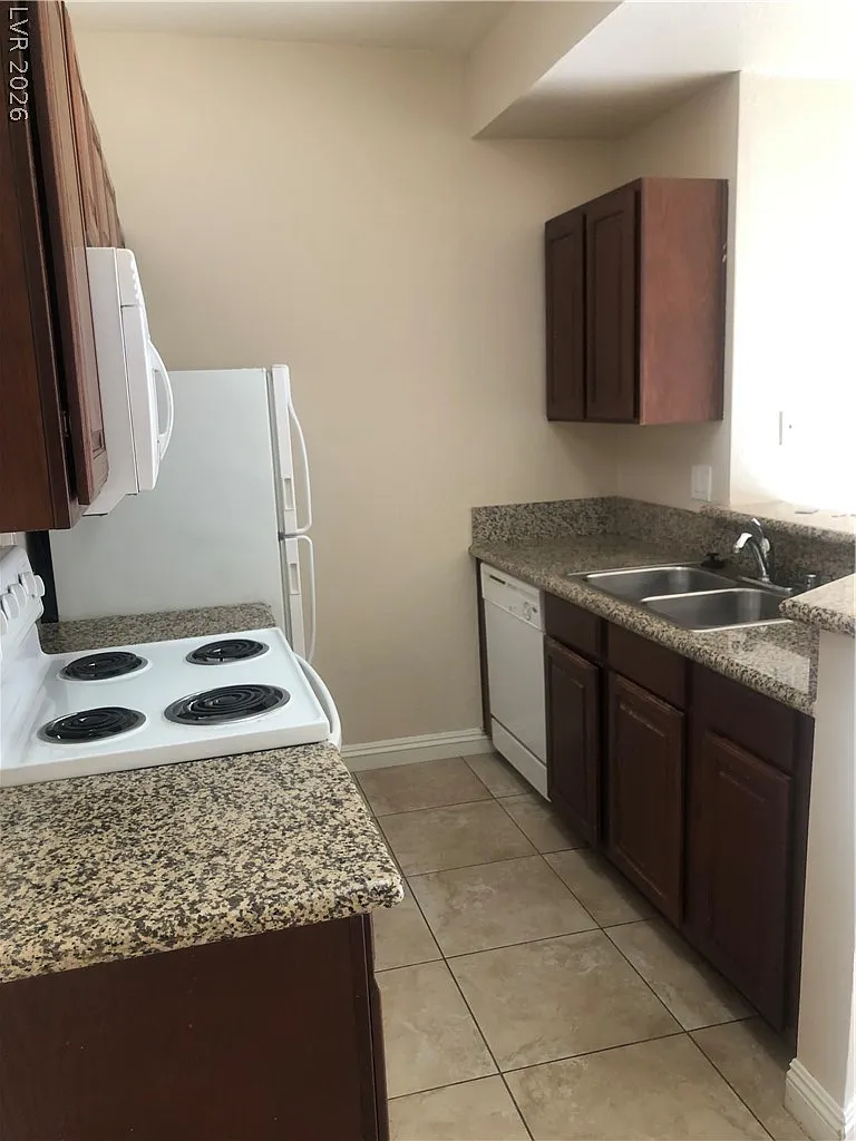 1 bed, 1.0 bath, 668 sqft, $1,095 — Photo 4