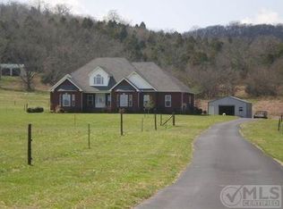 2205 Halltown Rd, Hartsville, TN 37074