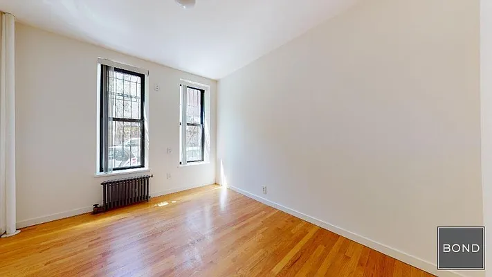 Rented by Bond New York | media 12