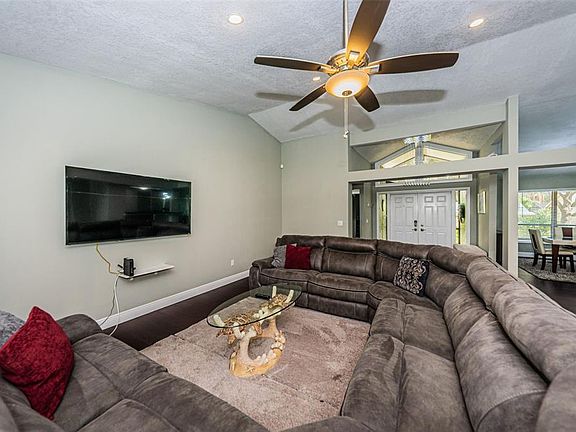4th image of 2616 Cobbs Way