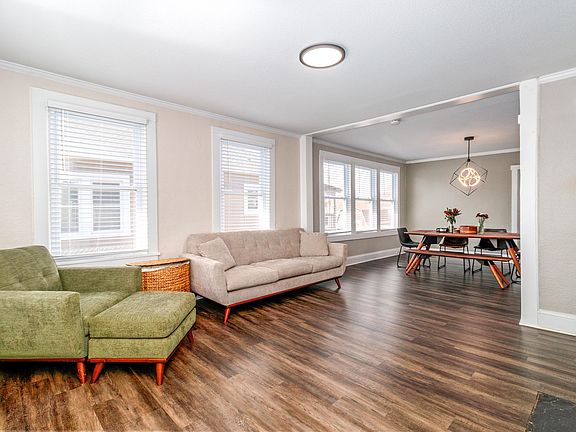 3rd image of 82 Walnut Ave